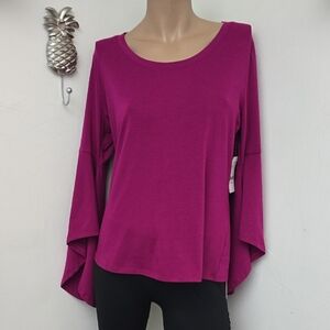 New York & Company Fuchsia Long Bell Sleeve Top Size Medium NWT